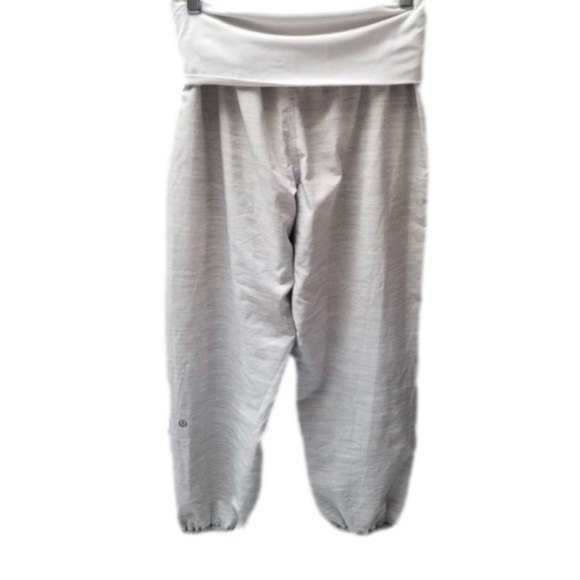 Lululemon Om Pant Cropped Fossil Grey White 4 - Picture 3 of 12